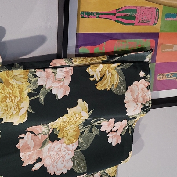 Floral HM dress - Picture 3 of 3